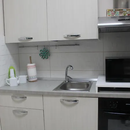 Alojamento de Acomodação e Pequeno-almoço Donna Melina *