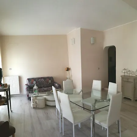 Bed & Breakfast Donna Melina Mileto