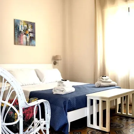 Donna Melina Bed & Breakfast *