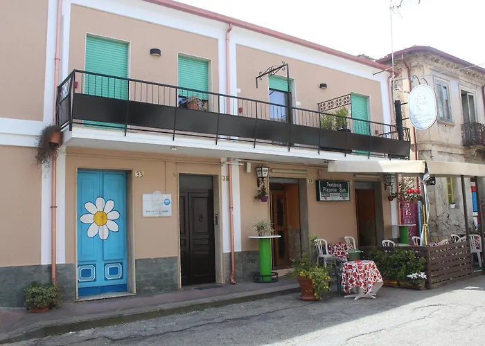 Frühstückspension Donna Melina 3*